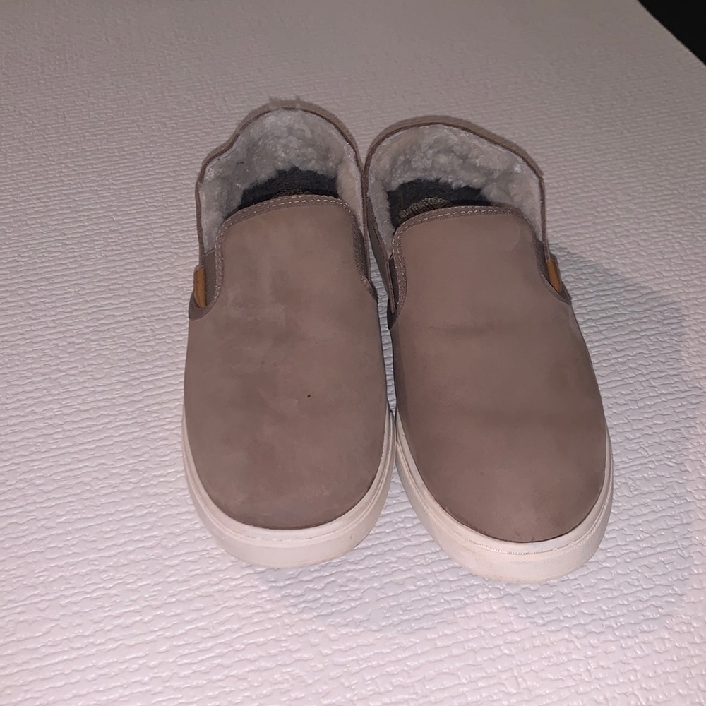 Great Condition OluKai Women’s Slip-On Pehuea Heu
